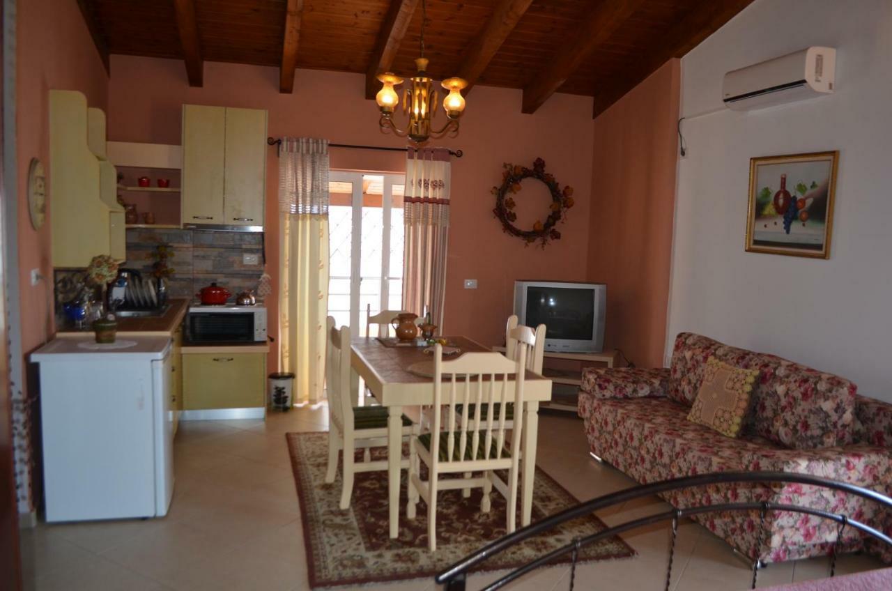 Jelena's Luxury Apartments Saranda Extérieur photo